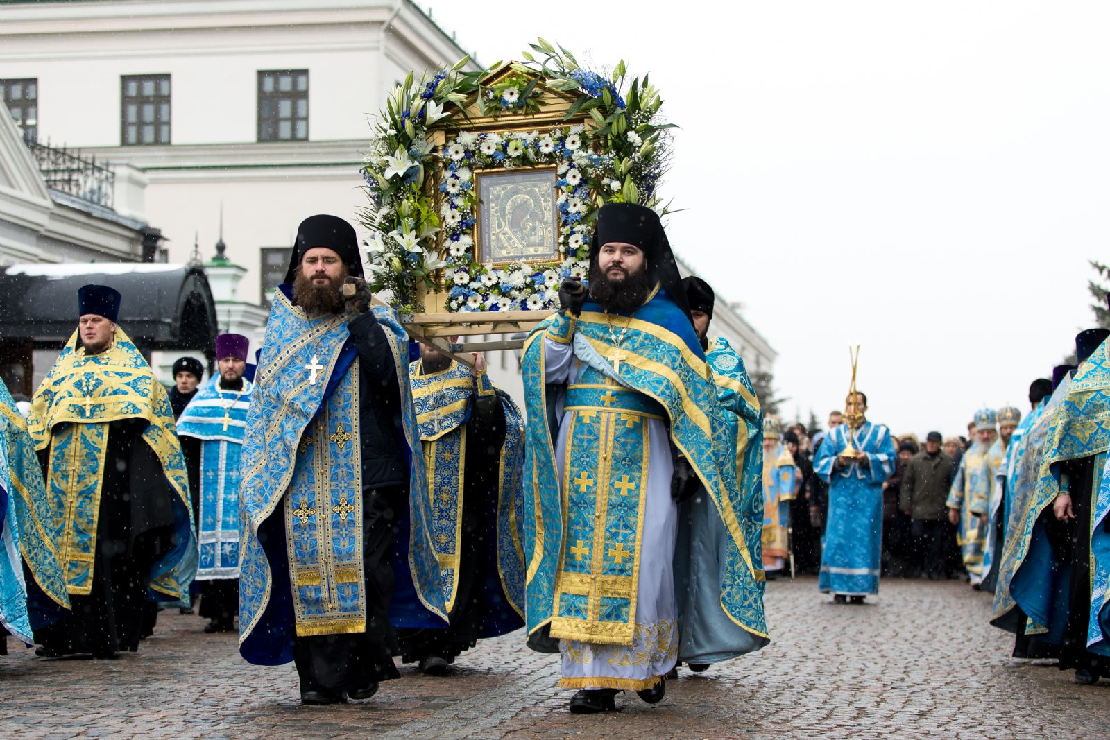 Нельзя было спасти страну без заступничества Царицы Небесной