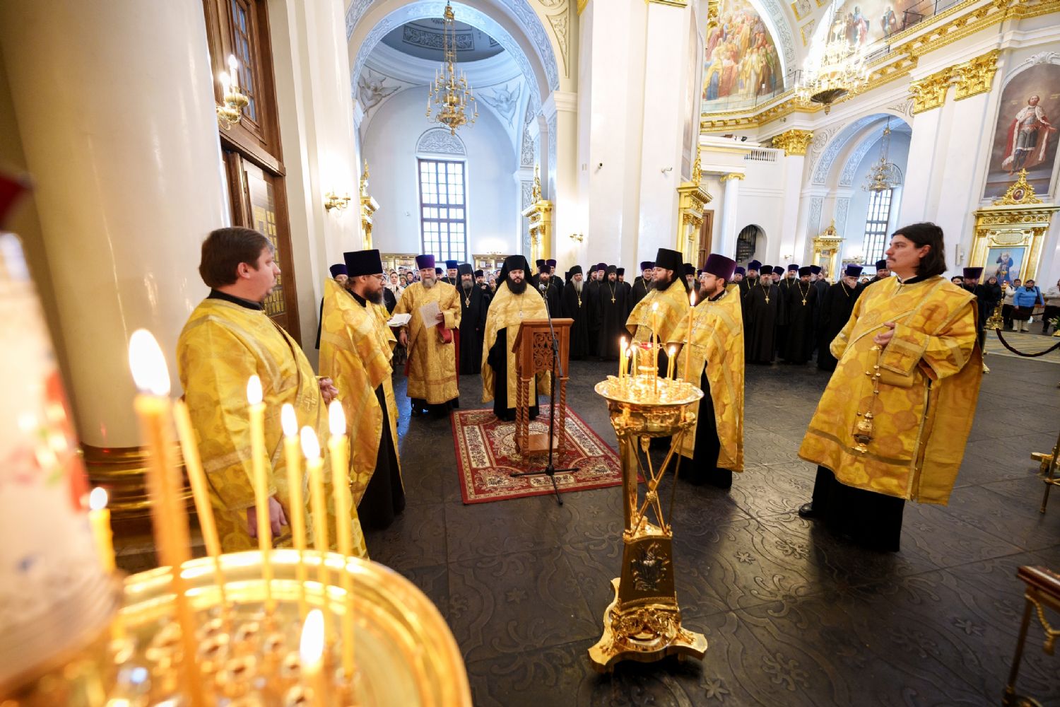 В день 15-летия интронизации Святейшего Патриарха Кирилла в Казанском соборе в столице Татарстана совершён благодарственный молебен